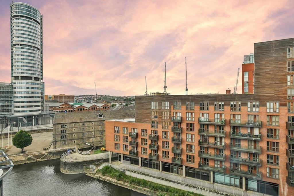 The Exclusive Gem Of Leeds - Sleeps 8 Daire Dış mekan fotoğraf